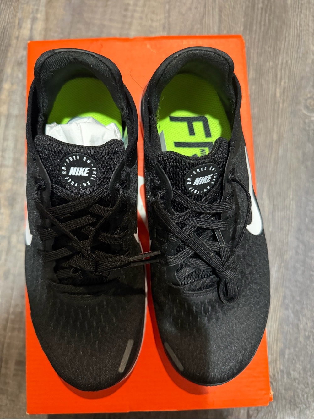 NIKE FREE RN - Picture 2 of 12